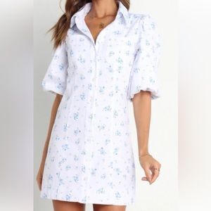 Petal & Pup Nolia Dress - size 2 💙🤍